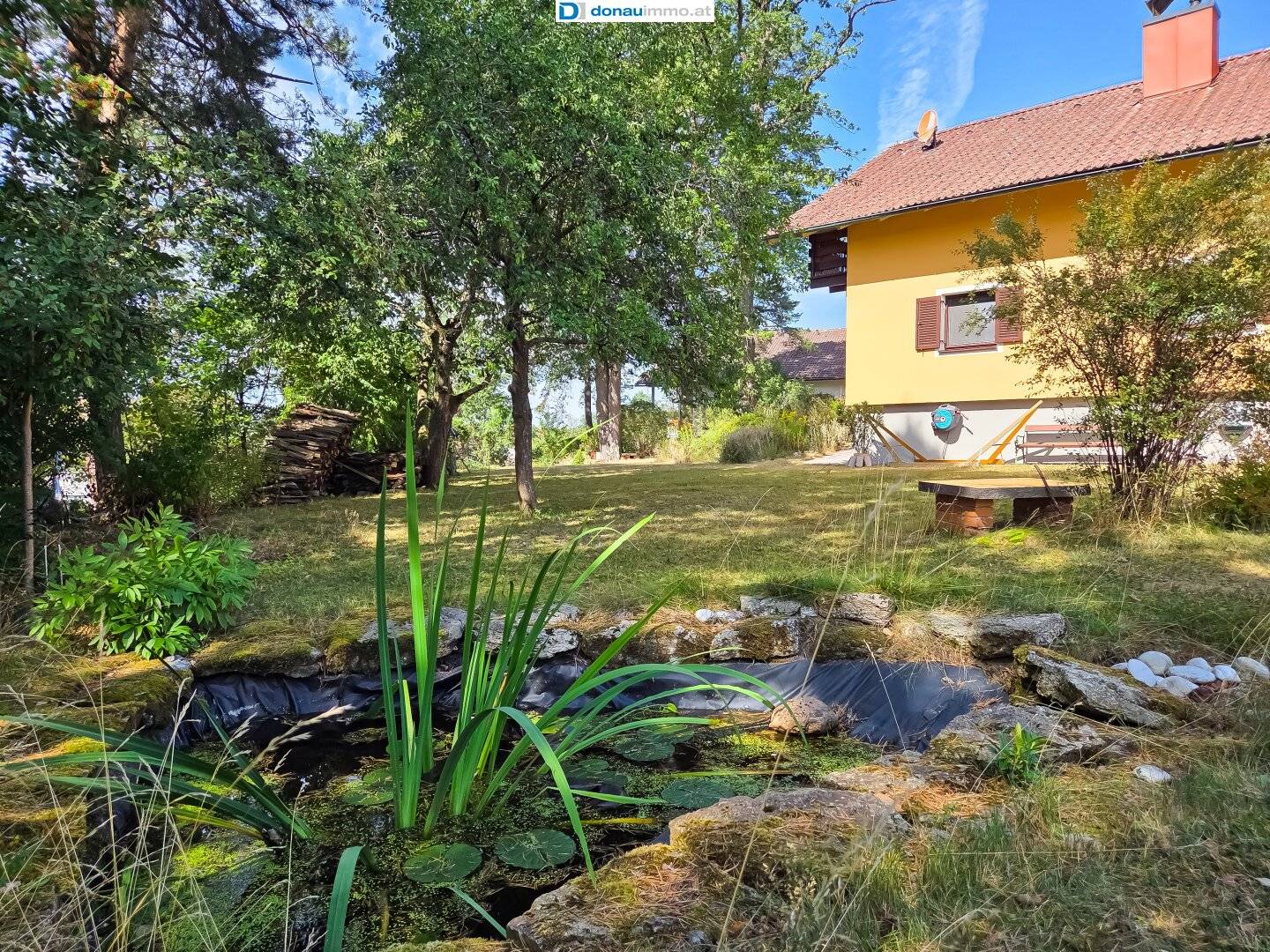 Quiet living with plenty of space and a beautiful view