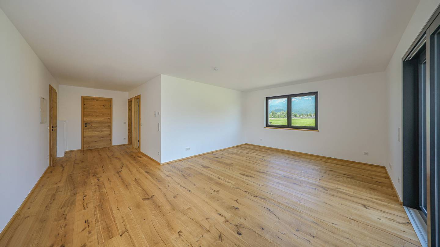 Lichtdurchflutete Wohnung mit panoramic view und Tiefgarage
