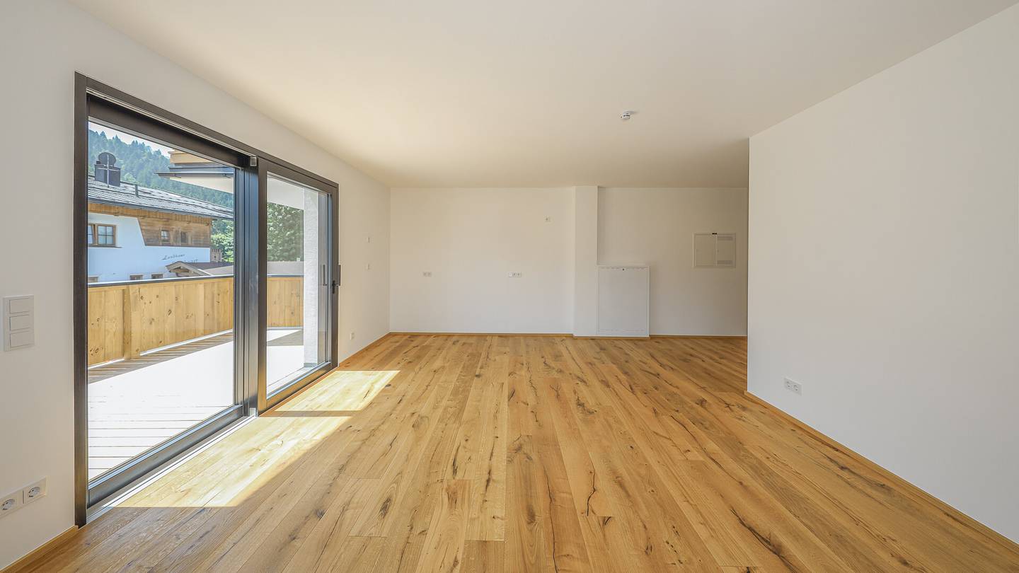 Bright Wohnung with panoramic mountain view and terrace