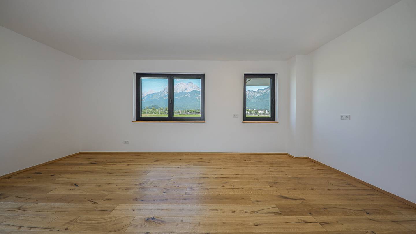 Exclusive apartment with panoramic mountain view and terrace