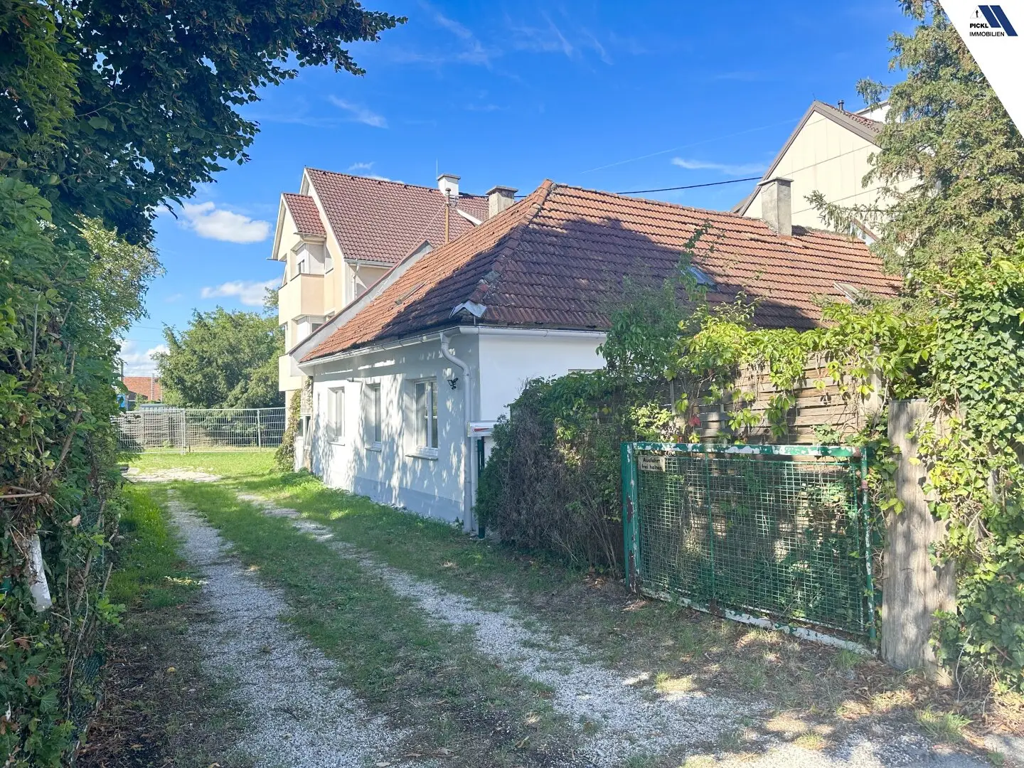 TRAUN: PLOT WITH EXISTING BUILDING – LIVING, WORKING OR REDEVELOP