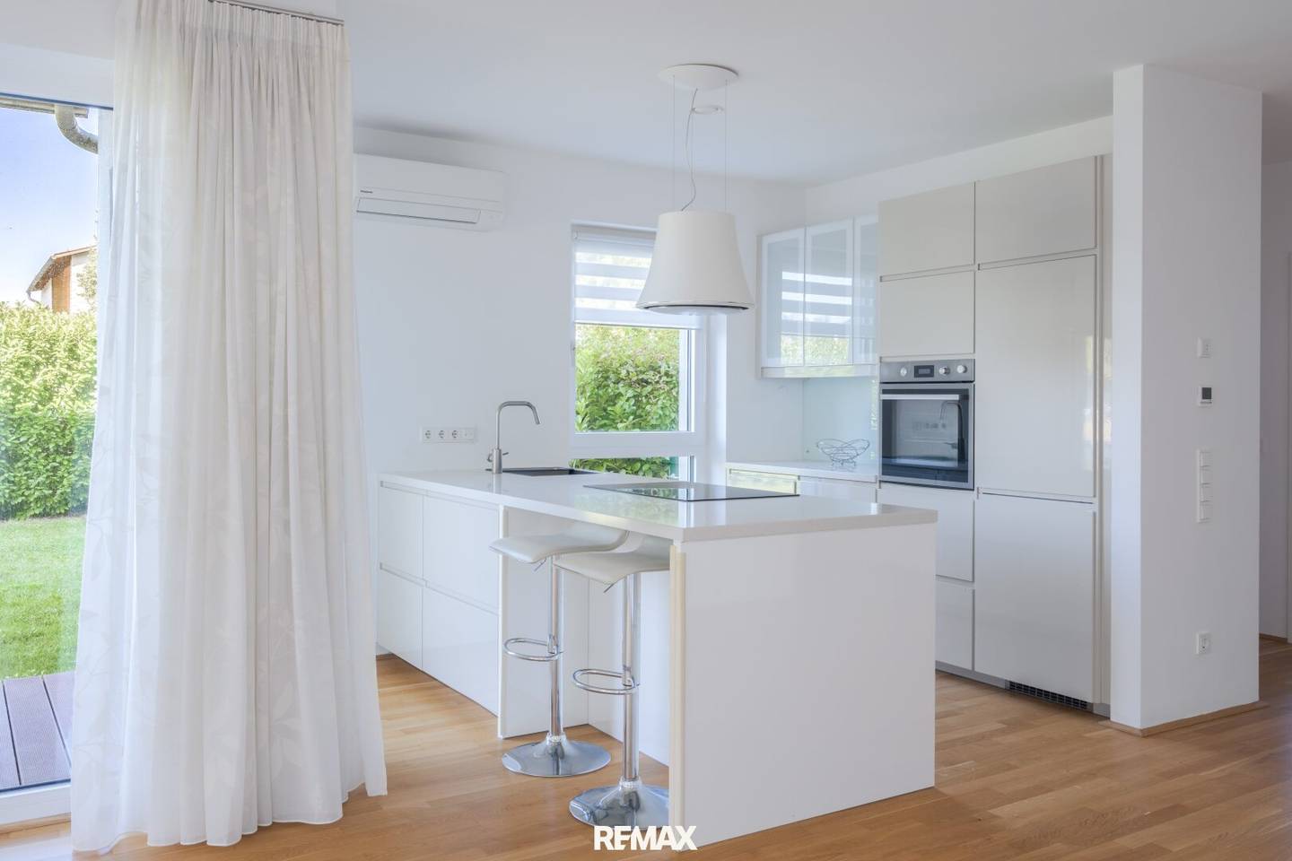 Living with a house-like feel – modern 3-room garden apartment in Linz-Pichling