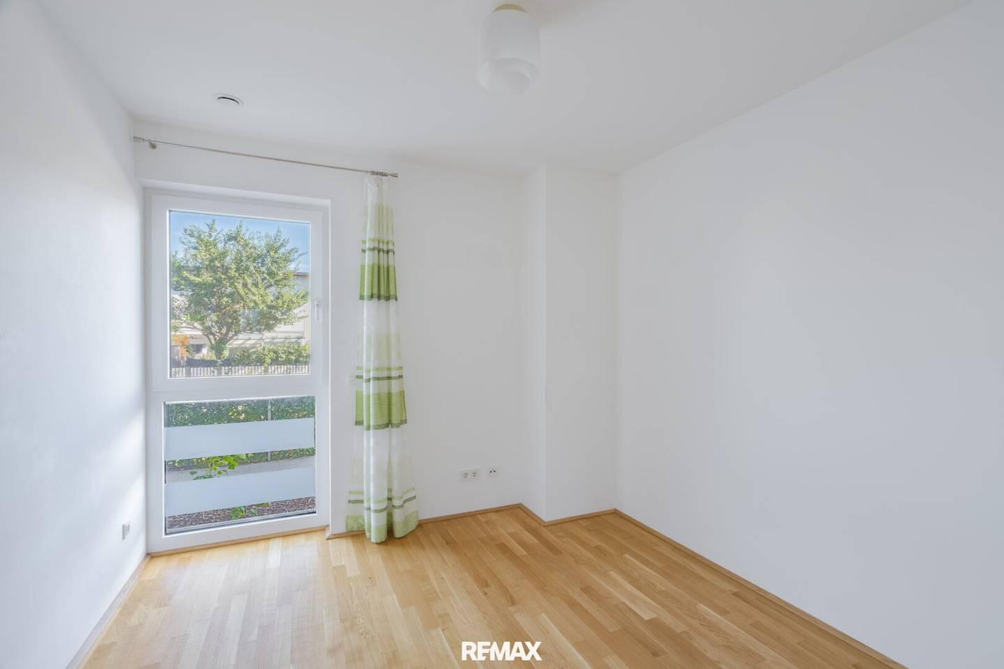 Living with a house-like feel – modern 3-room garden apartment in Linz-Pichling