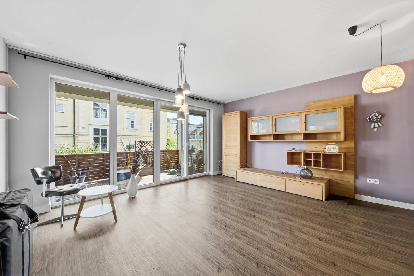 Sonnige Wohnung mit Terrasse und Tiefgaragenplatz