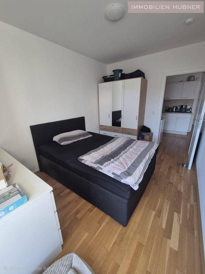 Wohnung mit großem Privatgarten und Terrasse