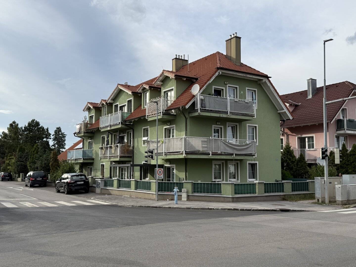 2542 Kottingbrunn – Investment property: 9 rented apartments plus expansion to 13 units