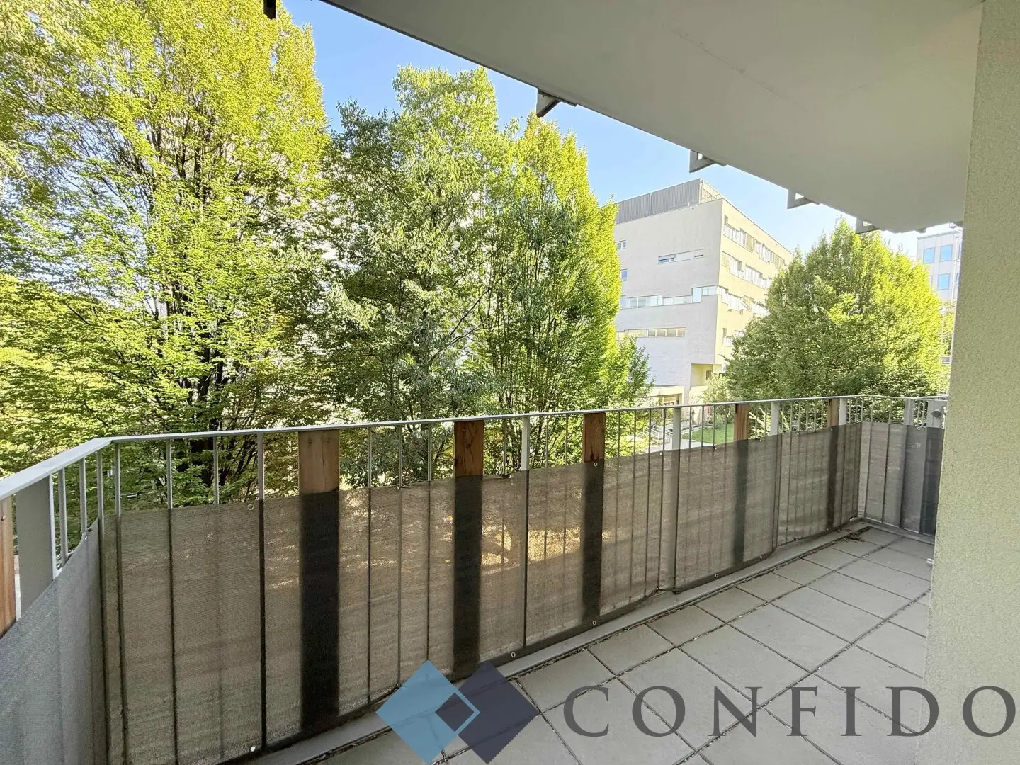 Moderne 4 Zimmerwohnung mit Balkon nahe AKH - Garagenplatz inklusive!