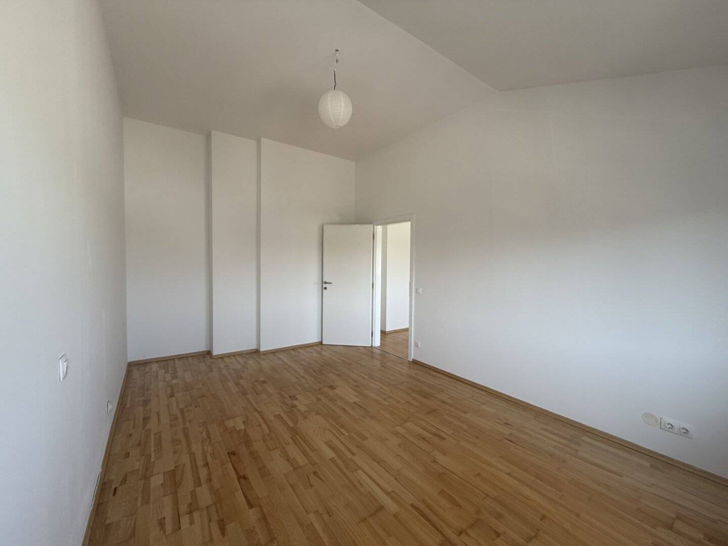 Comfortable 2-room apartment | fixed-term I Near Central Station I available immediately