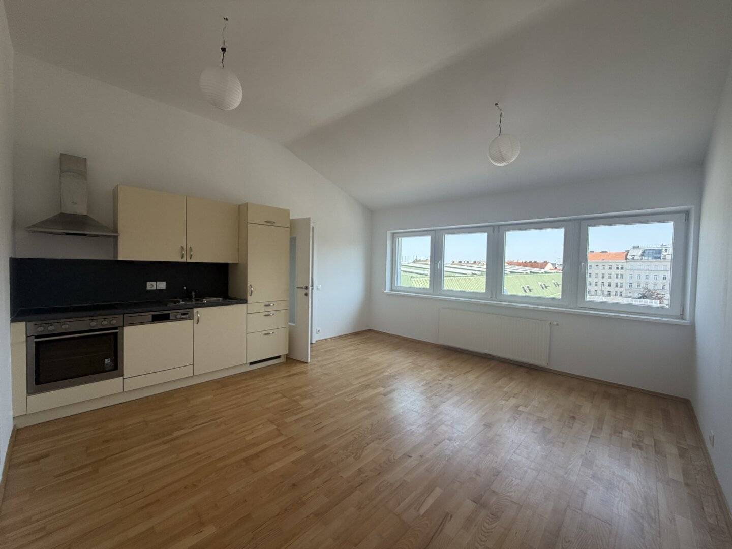 Comfortable 2-room apartment | fixed-term I Near Central Station I available immediately