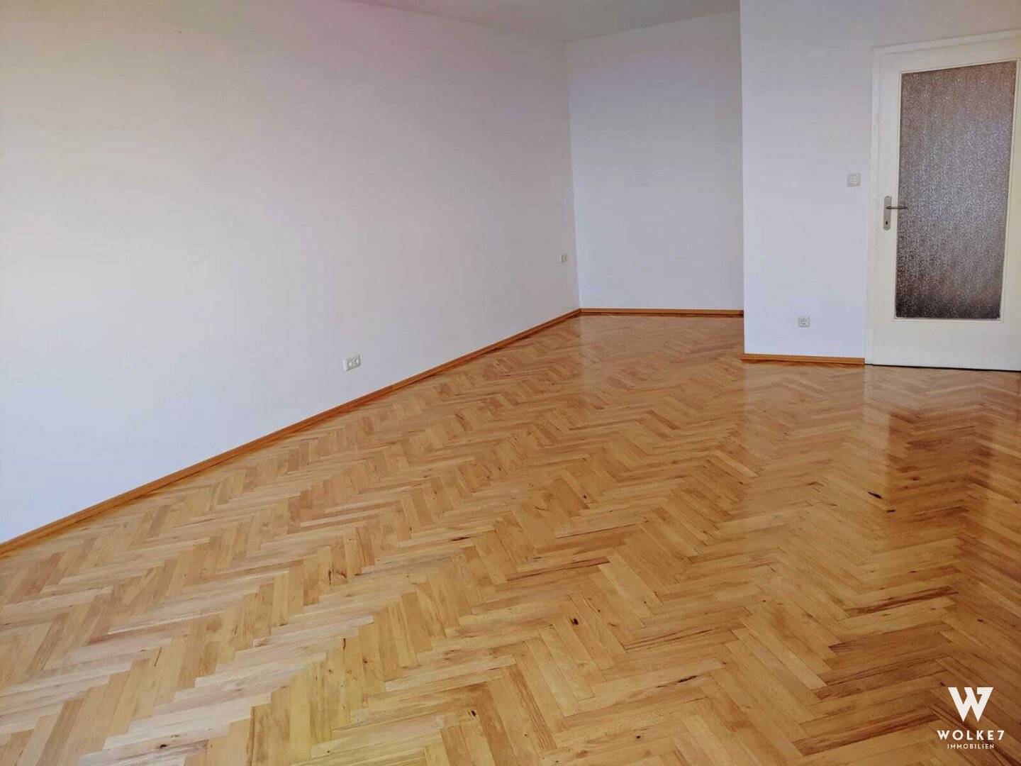 Über den Dächern von Graz – barrierefreie Wohnung im 11. Stock mit Loggia und traumhafter Aussicht