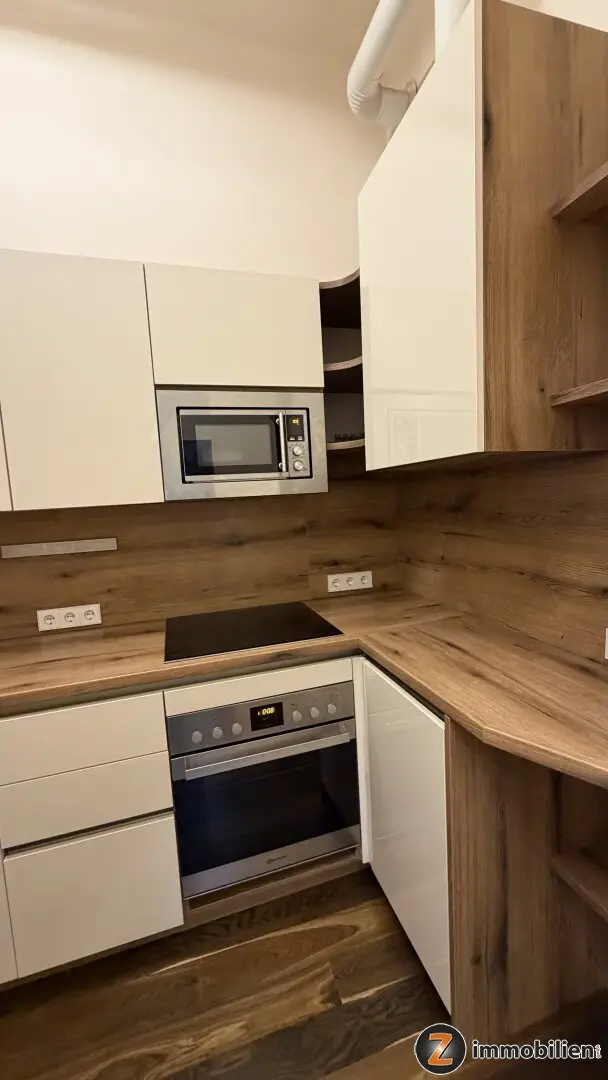 Bright 2-room apartment in central location