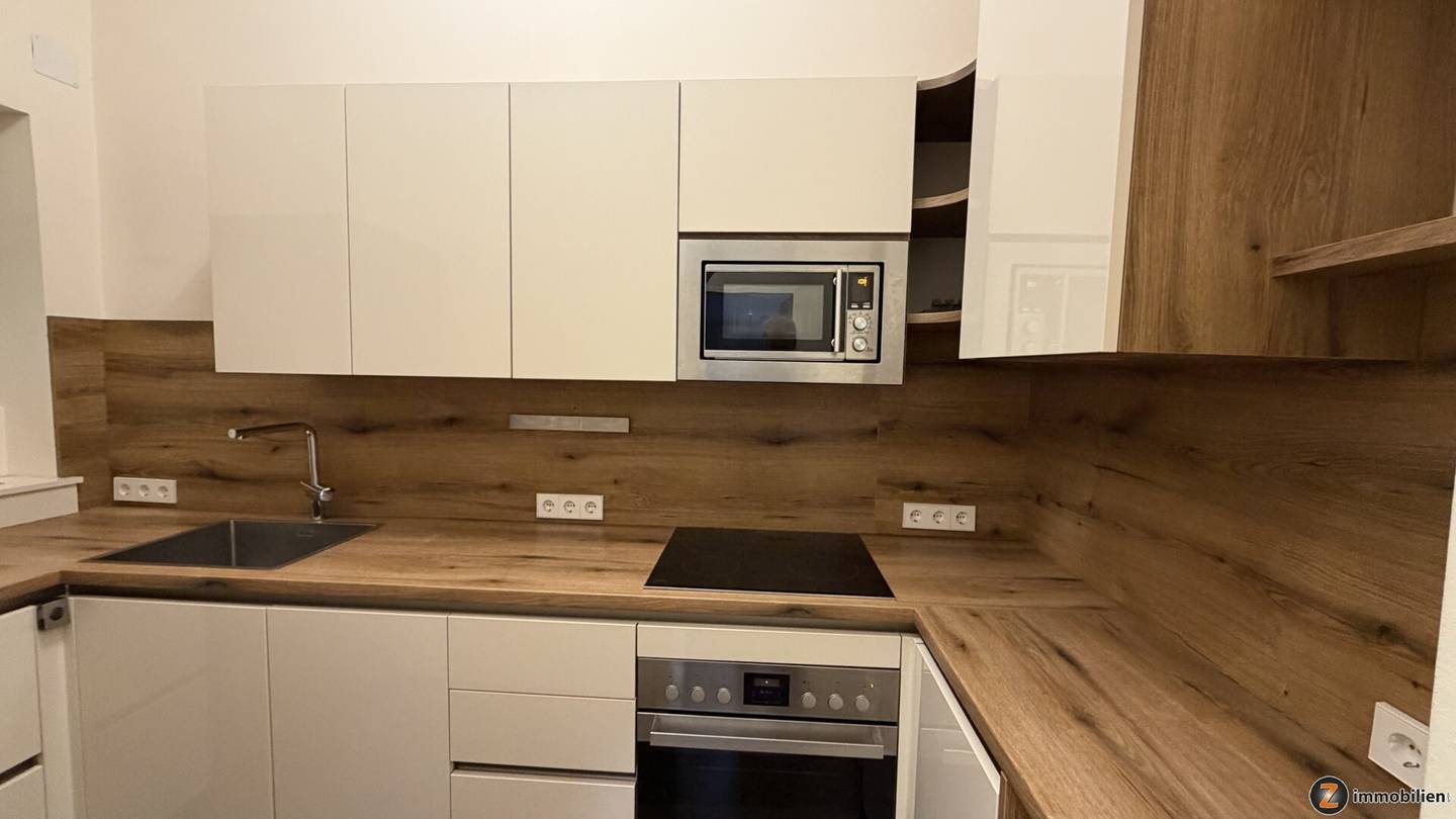 Bright 2-room apartment in central location