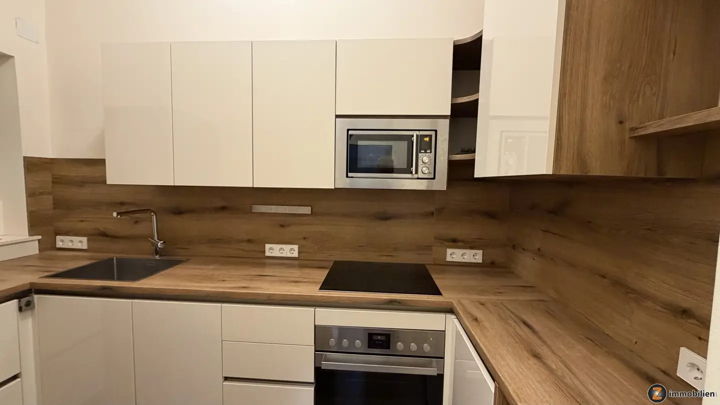 Bright 2-room apartment in central location