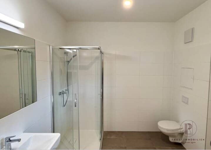 3-room apartment incl. kitchen furnished on 1st floor at Lendplatz