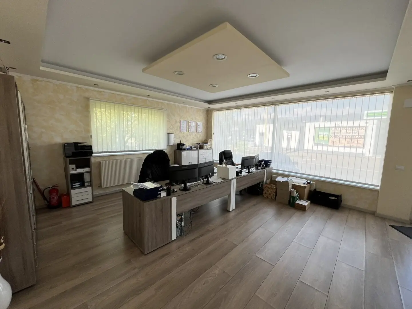 Top location in Zeltweg! - Semi-detached commercial property with office, apartments, storage and workshop