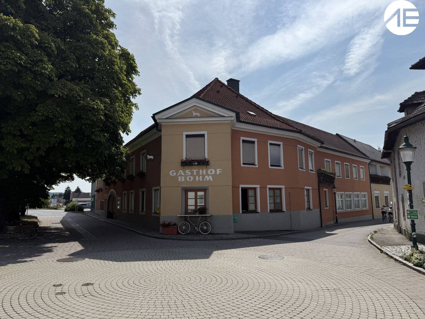Gewerbegebäude mitten in Persenbeug