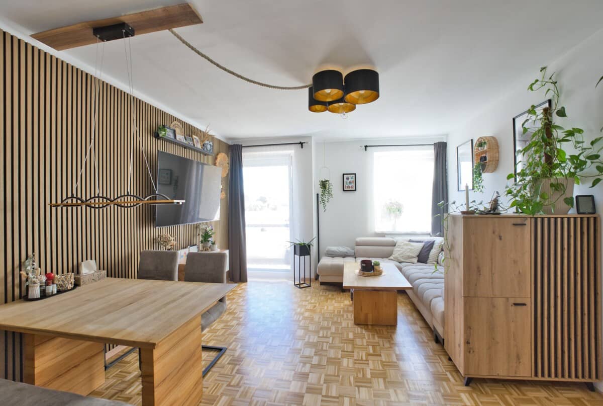 Zentrale Wohnung mit Loggia und Aufzug