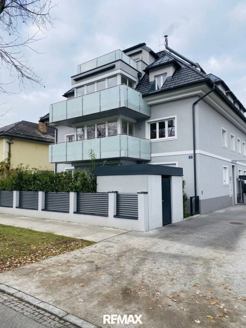 In der Sterneckstraße zuhause – großzügig &amp; elegant
