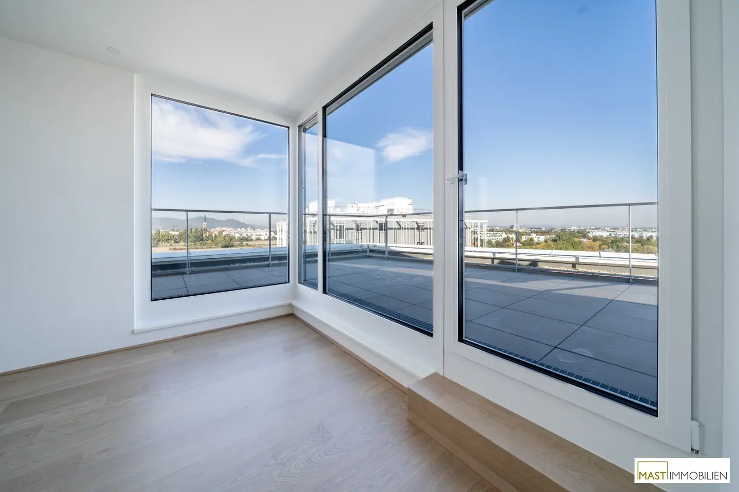 Attic apartment with roof terrace and water view