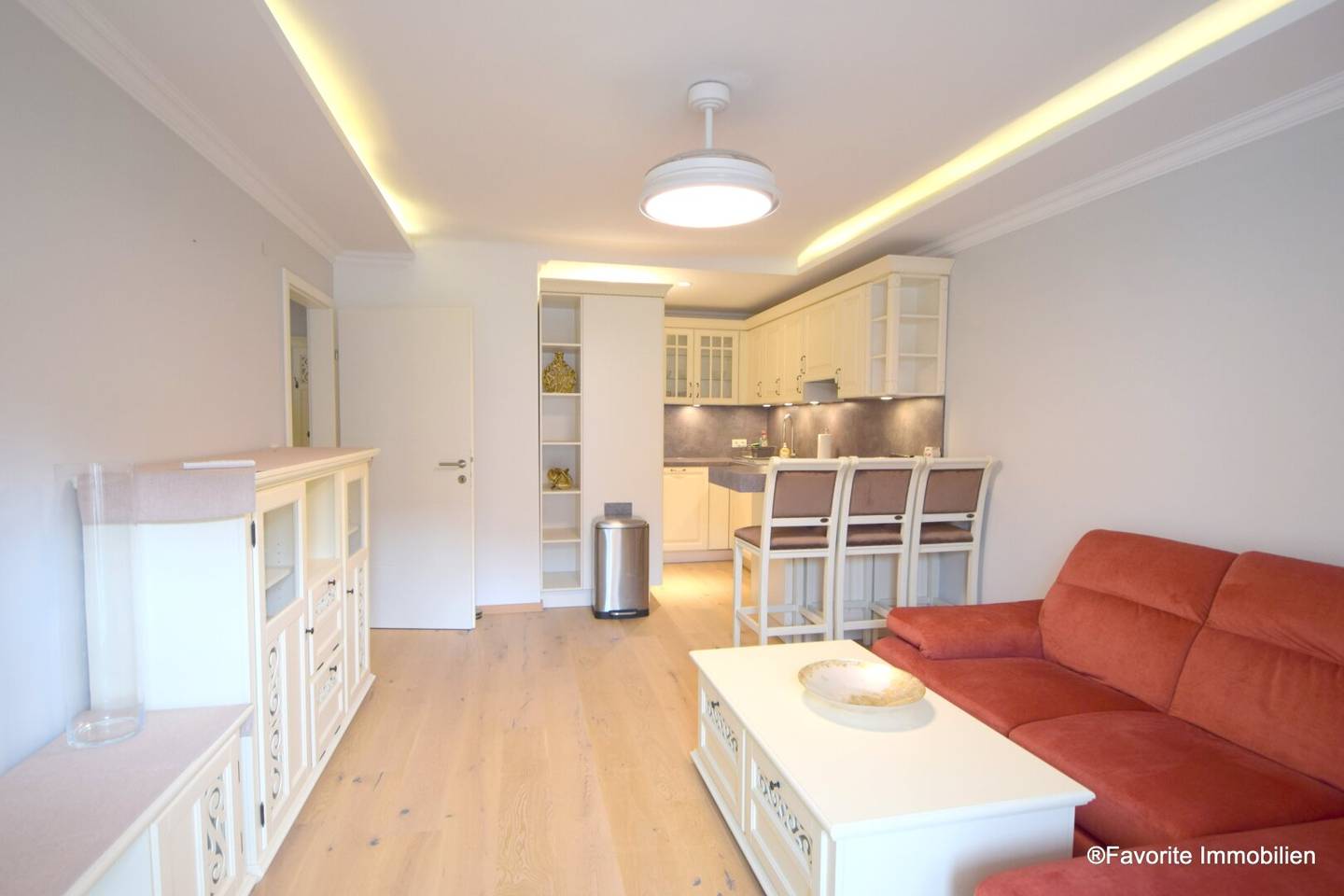 Modern 3-room apartment with loggia and car parking space on the 5th floor 75 m² in 1050 Wien