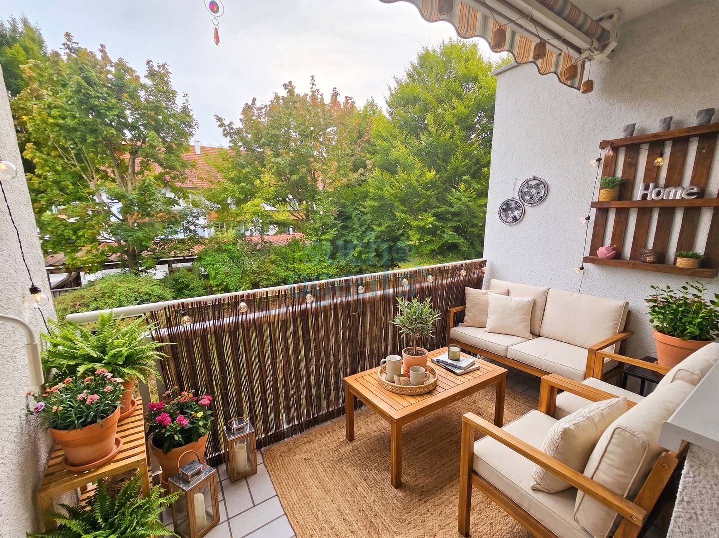 Wohnung mit Kamin und sonnigem Südbalkon