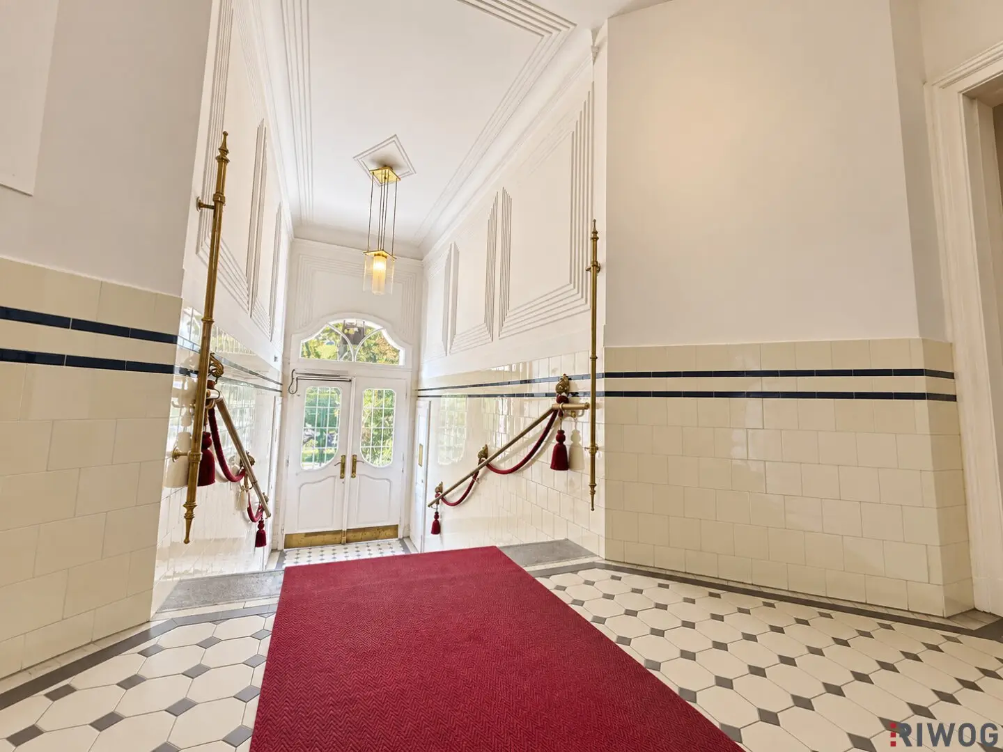 **Althietzinger Cottage Luxus 6-Zimmer Altbauwohnung**