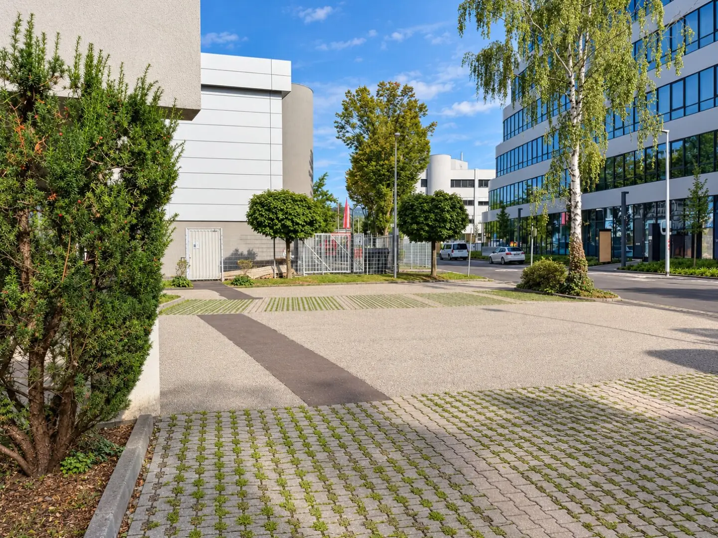 Representative office floor in central Linz location, approx. 694 m², flexibly designable, expandable