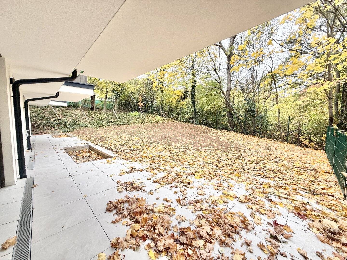 Garden rental apartment in Obersievering - 4 rooms - approx. 122 m² weighted living area - first occupancy - approx. 180 m² private garden - approx. 40 m² terrace