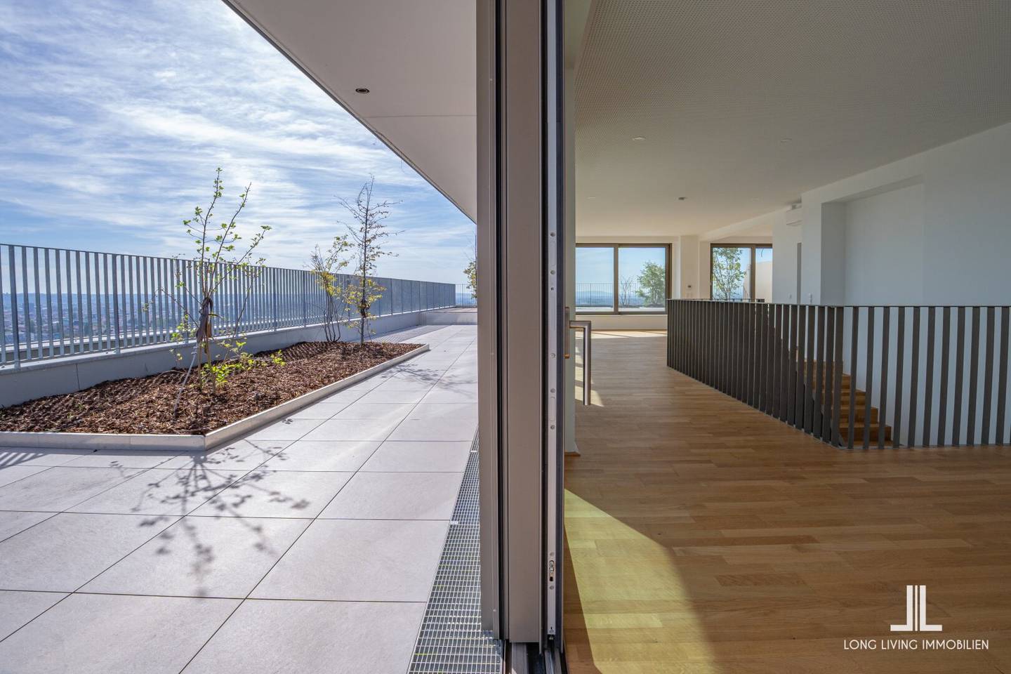 A Home Above the Clouds – Exclusive Penthouse Maisonette in the Green Tower