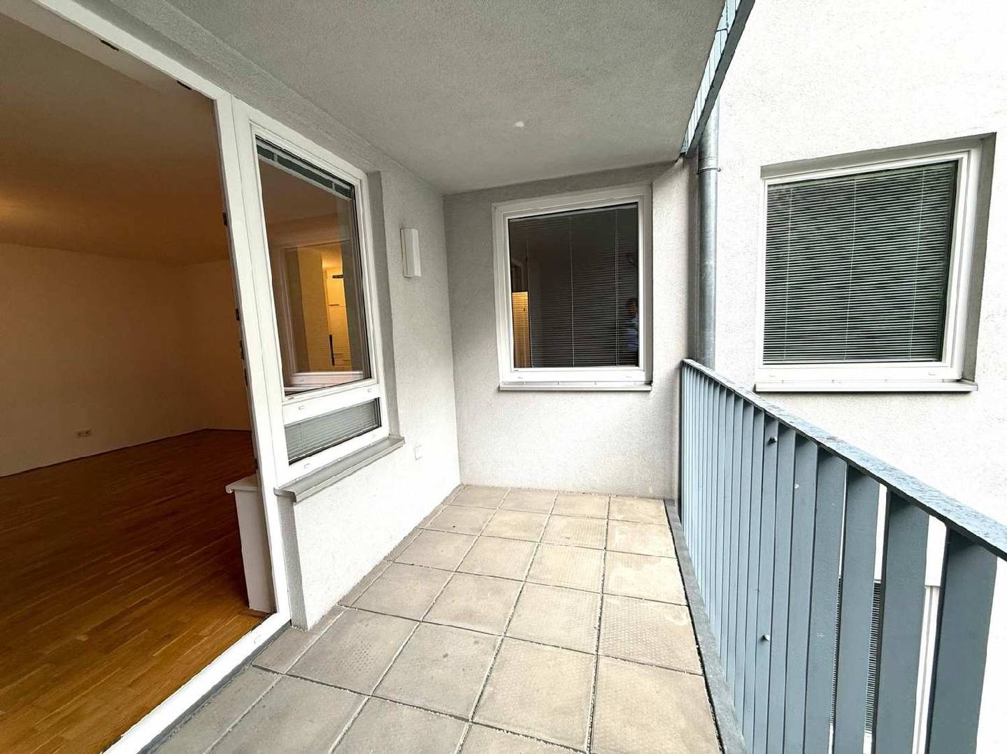 Apartment with loggia and lift in a quiet location