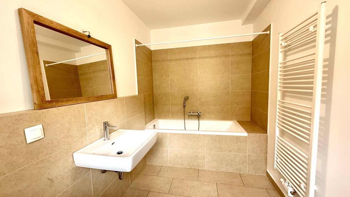 HERNALS - LOVELY 2-ROOM APARTMENT WITH LOGGIA AND ENSUITE BATHROOM