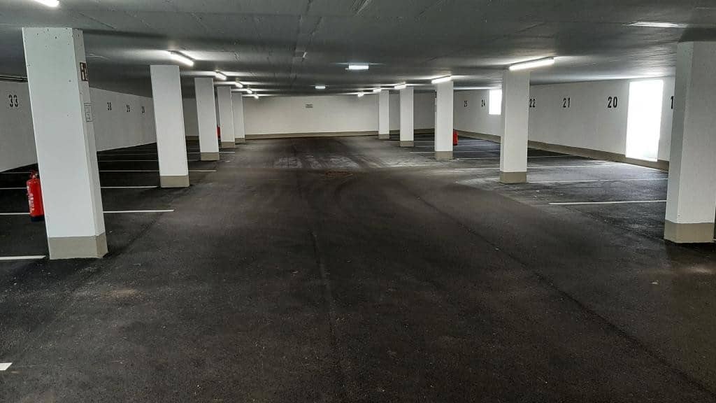 Tiefgaragenstellplatz in St Isidor Parkplatz in sicherer Tiefgarage