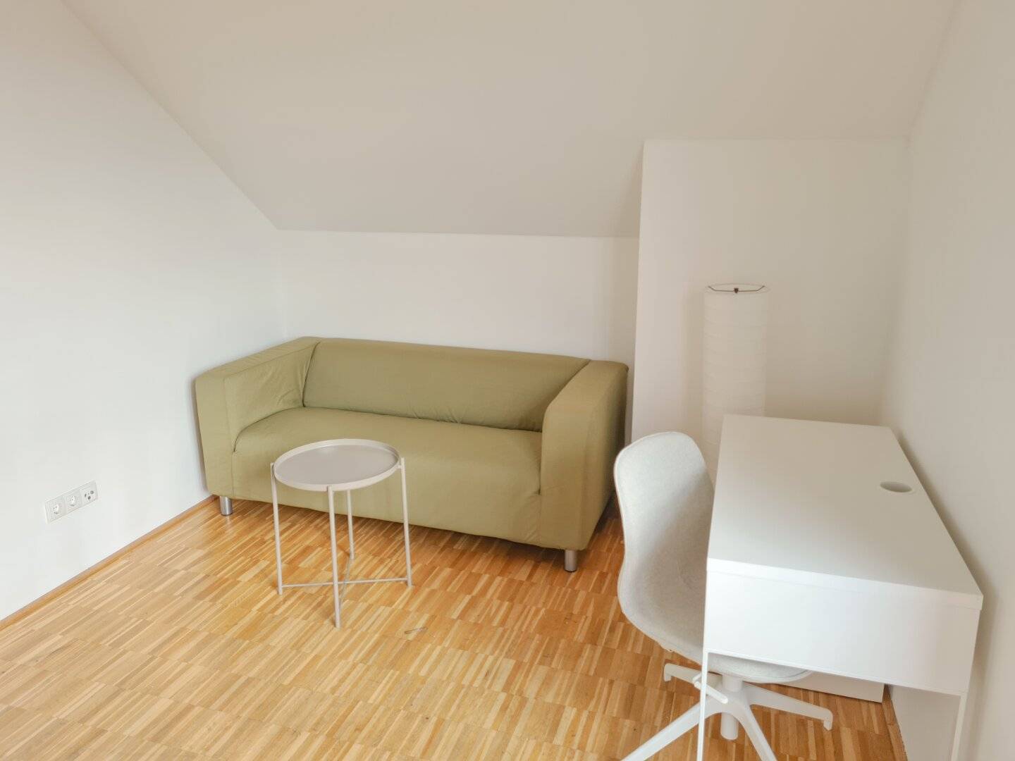Wals: Furnished flatshare room in the attic, Top 4/3