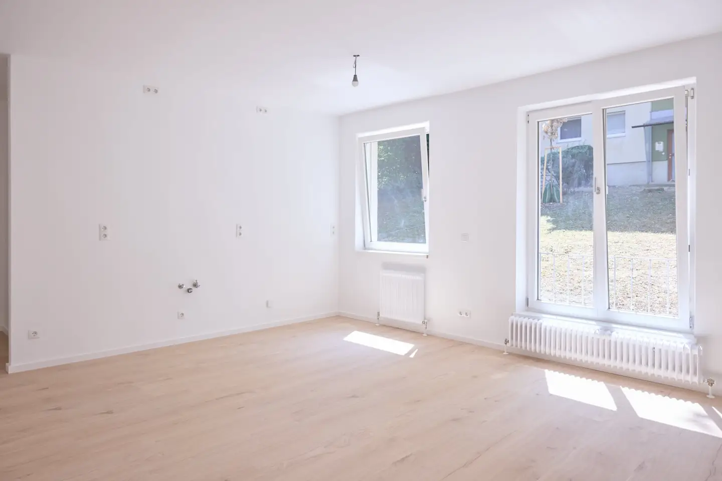 Sunny 2-room apartment in quiet green location