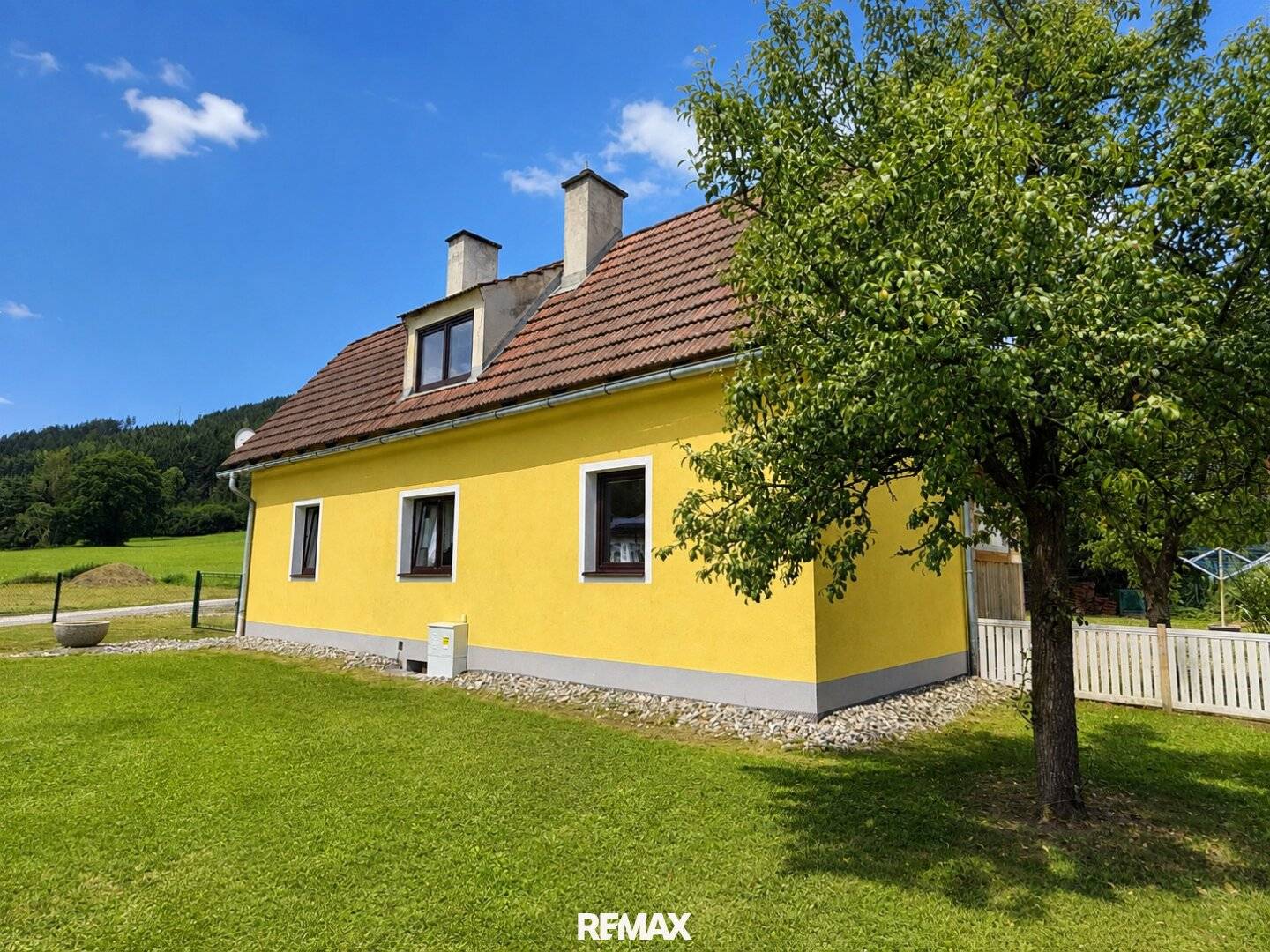 *** Ein Zuhause für Macher - ~106 m² Wohnfläche, ~40 m² Nebengebäude &amp; 1.254 m² ebener Grund mit viel Potenzial für Hobby, Garten und neue Ideen ***
