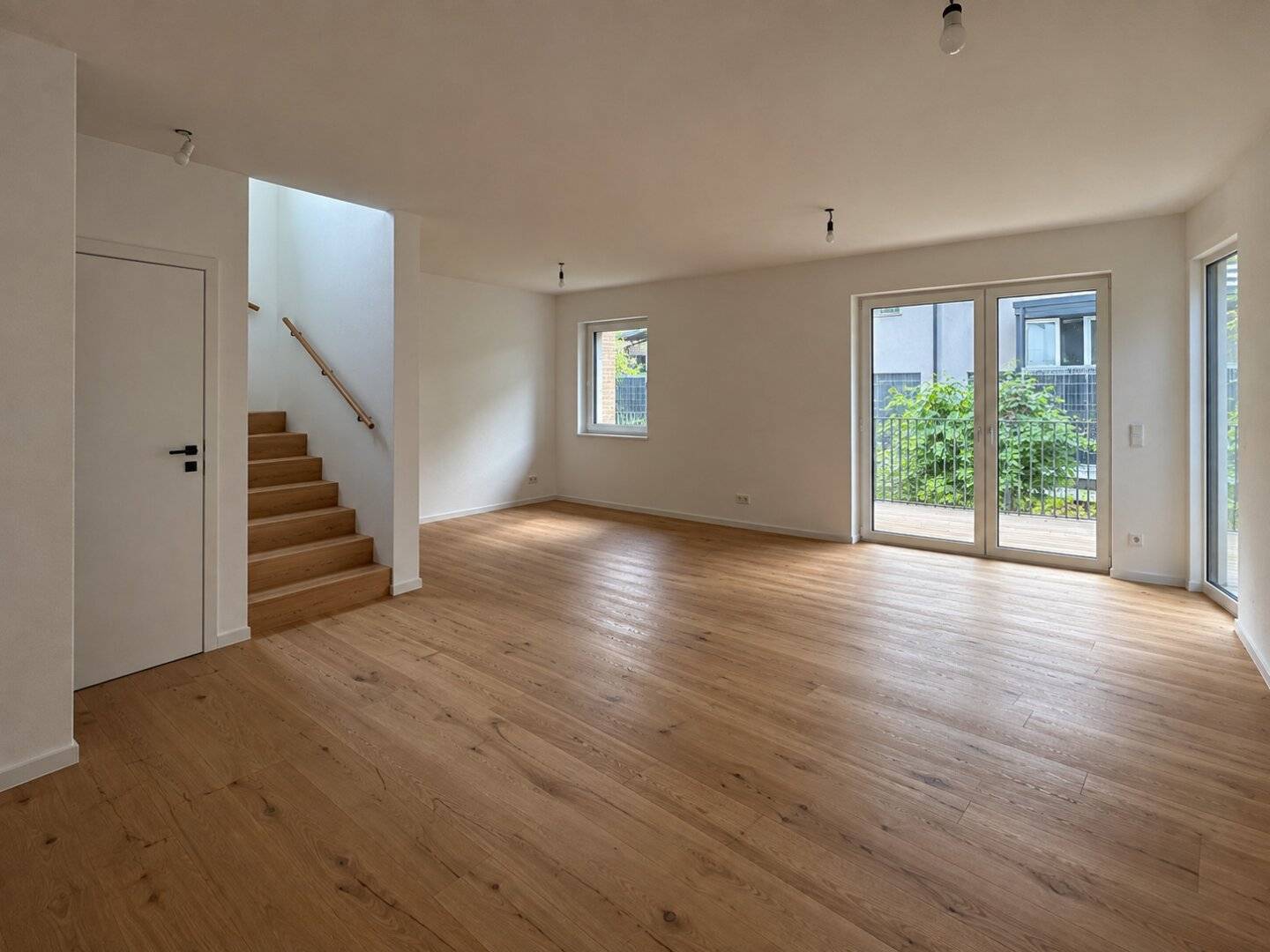 Dreamlike green view meets modern living comfort directly near Vienna Liesing