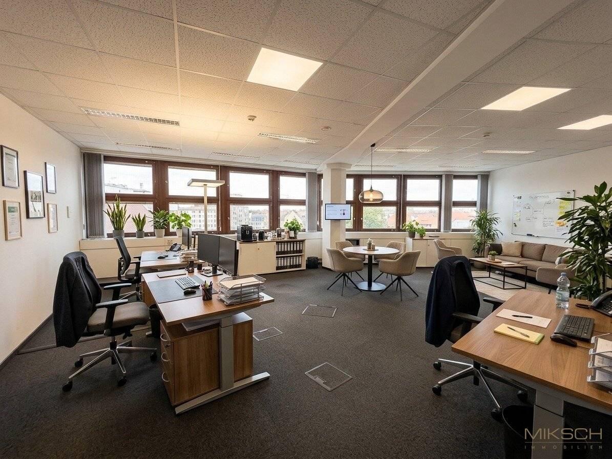 Modern Office I 543 m² I in Wiener Neustadt I Elevator I Ventilation &amp; Cooling I Barrier-free