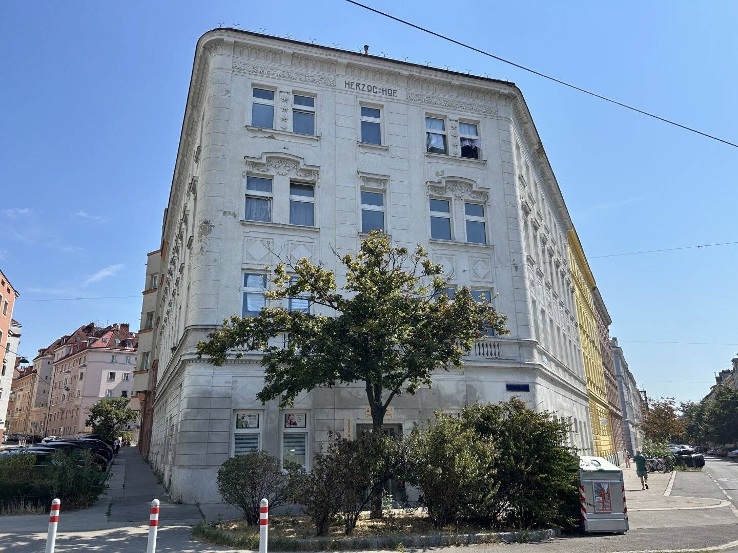 Repräsentatives Zinshaus mit Top-Anbindung