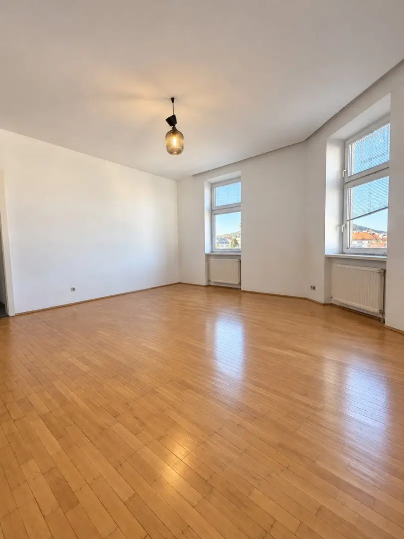 3-Zimmer-Altbauwohnung mit Gestaltungsmöglichkeiten – 1210 Wien