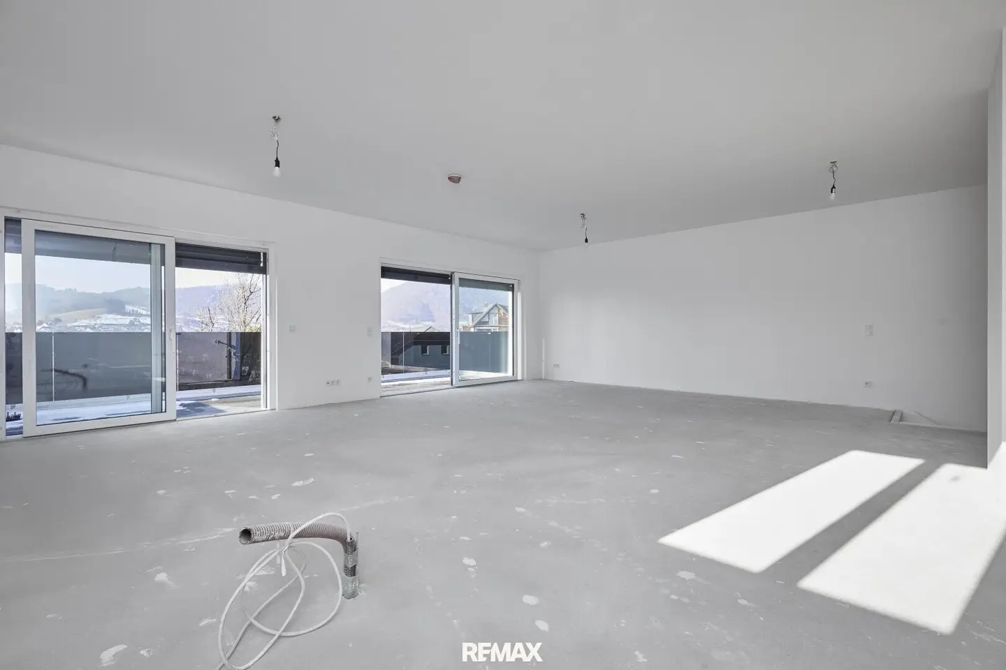 Dreamlike new build property in top location! Commission-free for the buyer - seller pays buyer commission!