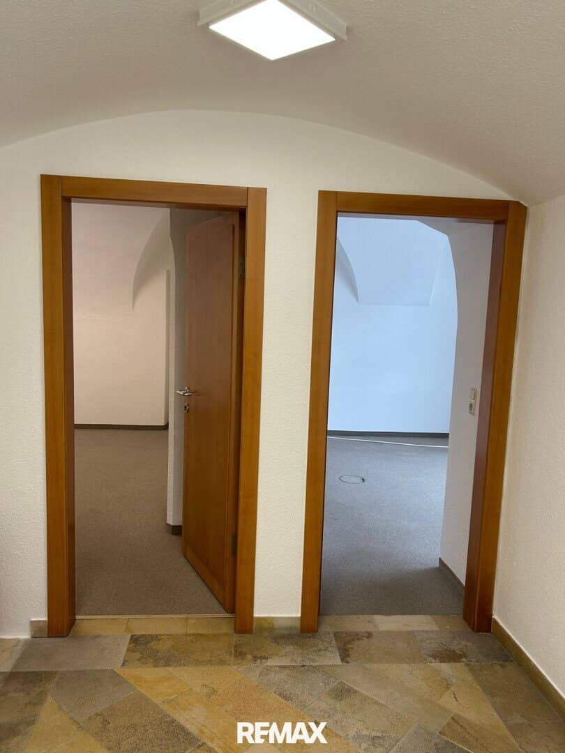 Eingang Büros