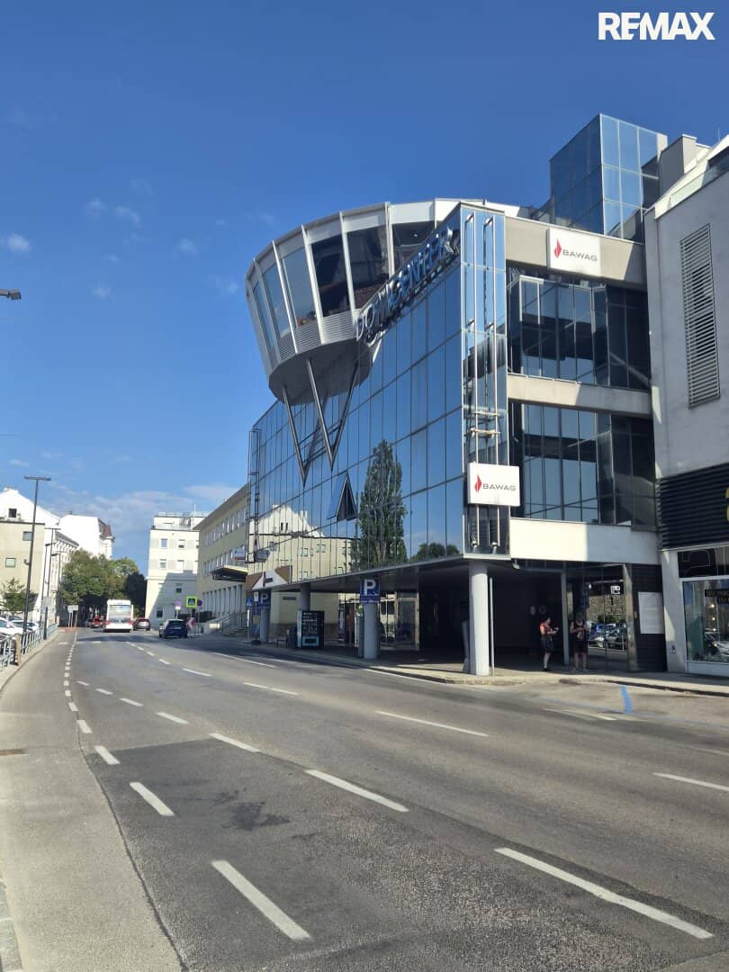Exklusive Gewerbefläche mit Panorama-Dachterrasse – Gestalten Sie Ihren zukünftigen Unternehmensstandort über den Dächern von Wiener Neustadt - verfügbar 2027!