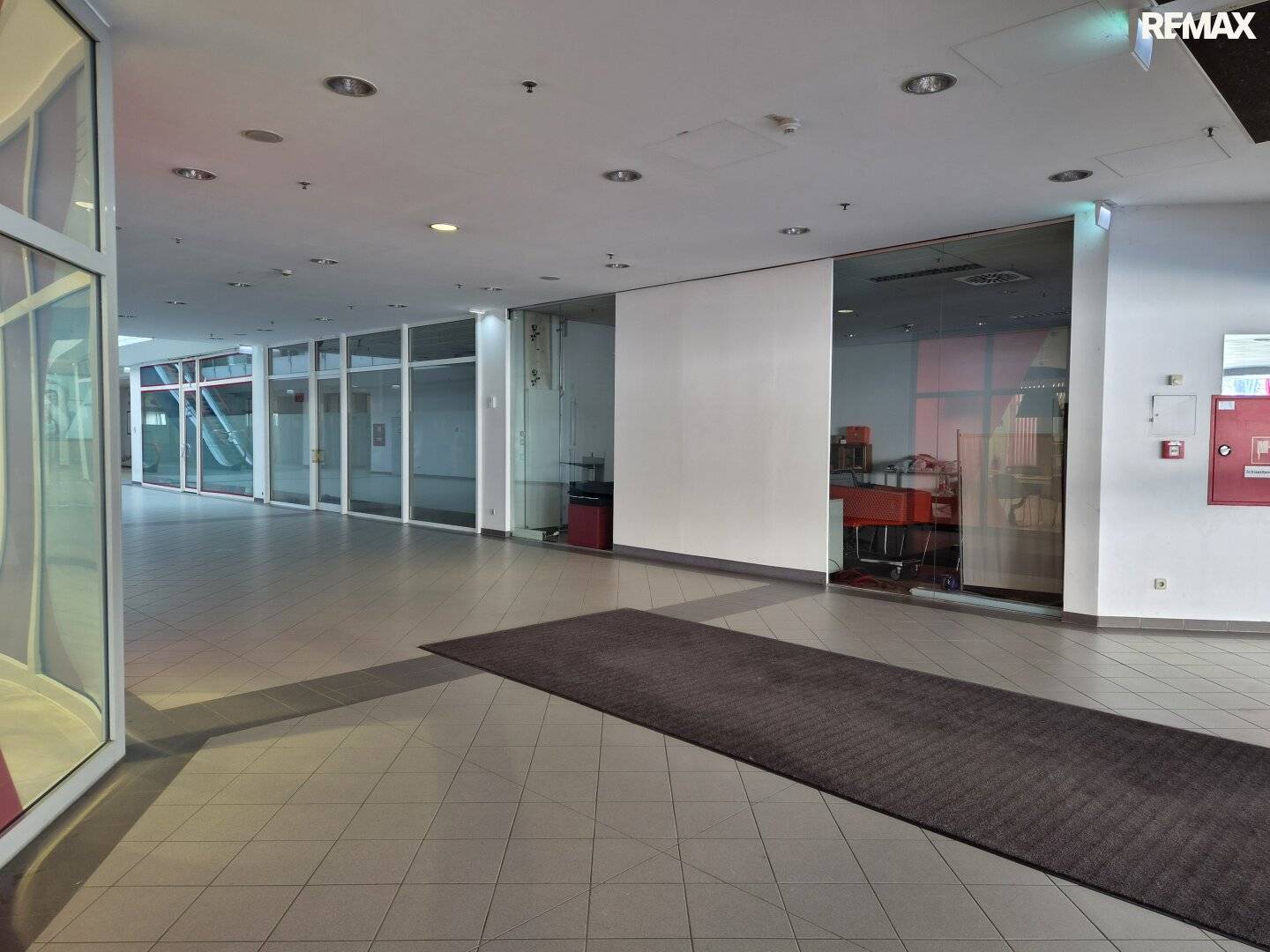 Verkaufslokal in Toplage - Erstbezug nach Sanierung in Wiener Neustadt, 275m², zentrale Lage, verfügbar ab 2027!