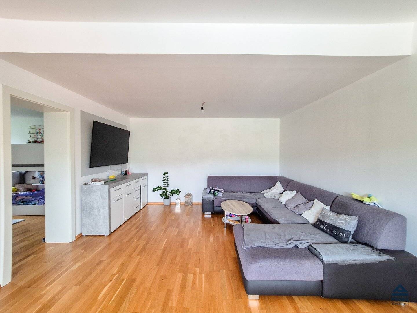 WOHNEN IN HOF: 3-Zimmer-Wohnung in Hof b.Sbg - Elsenwang