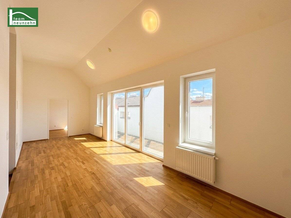 DG-Wohnung in Ruhelage nahe Reumannplatz und Antonspark mit toller Terrasse im gepflegten Altbau! 2015 erbaut!