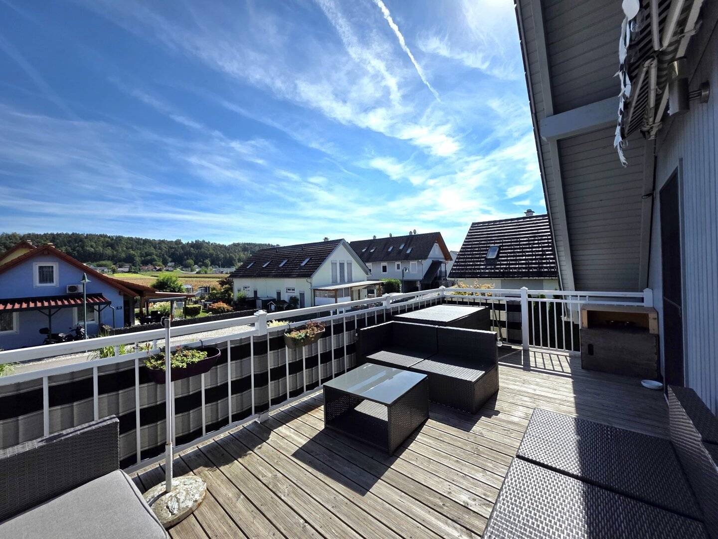 Sonnige und ruhige Wohnung in einem Zweifamilienhaus mit Garten und Balkon!