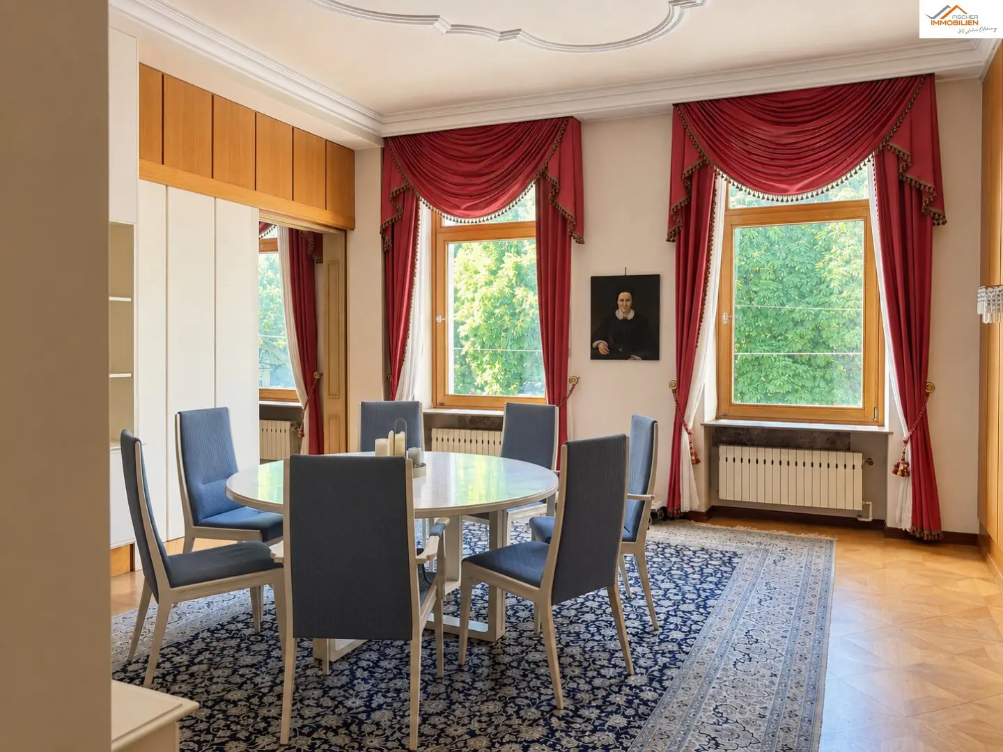 GROSSZÜGIGE WOHNUNG AM MEXIKOPLATZ IDEAL FÜR WOHNEN UND ARBEITEN