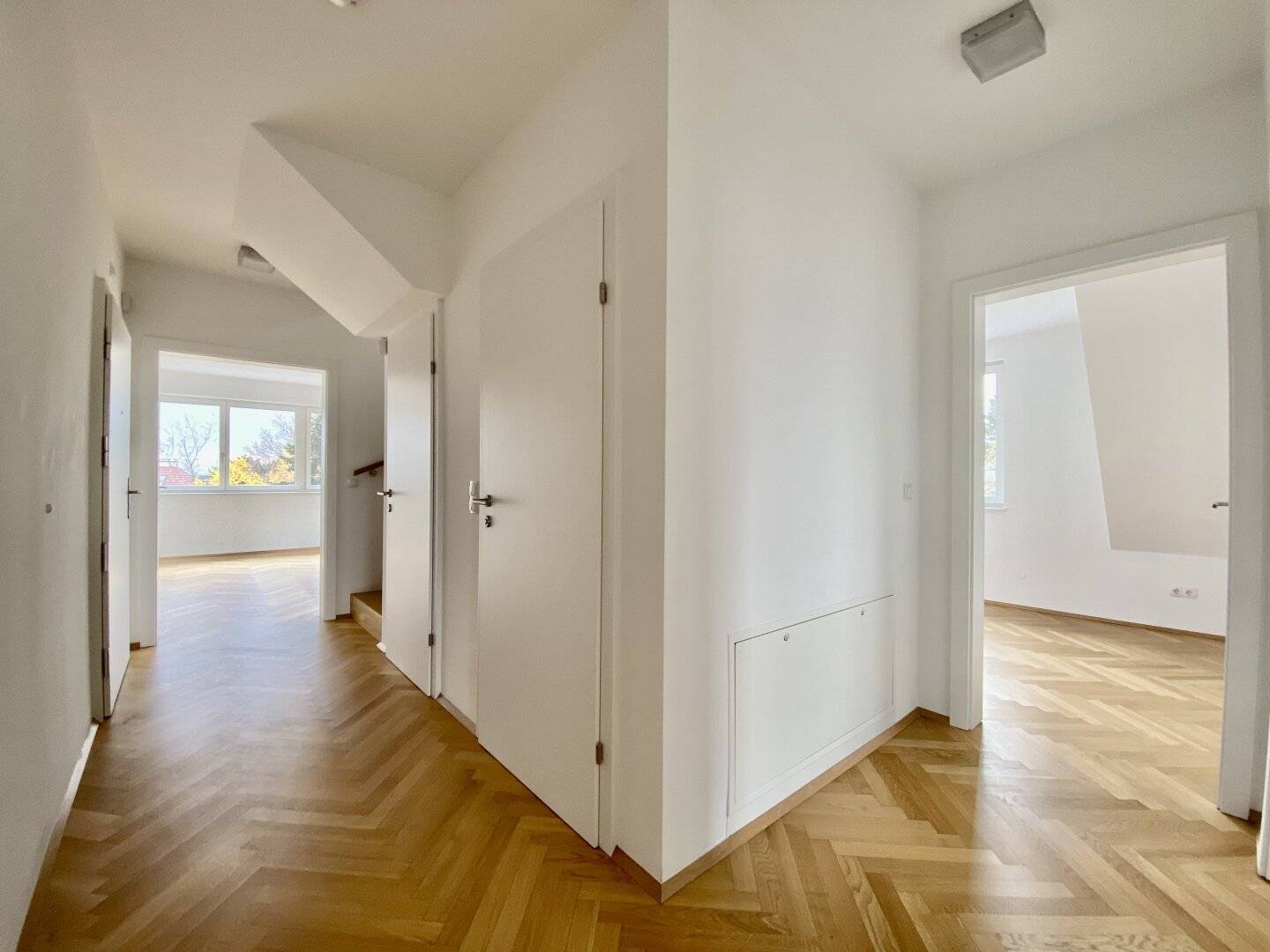 Luxury apartment / 2 terraces / Schreiberweg / View over Vienna / Grinzinger prime location