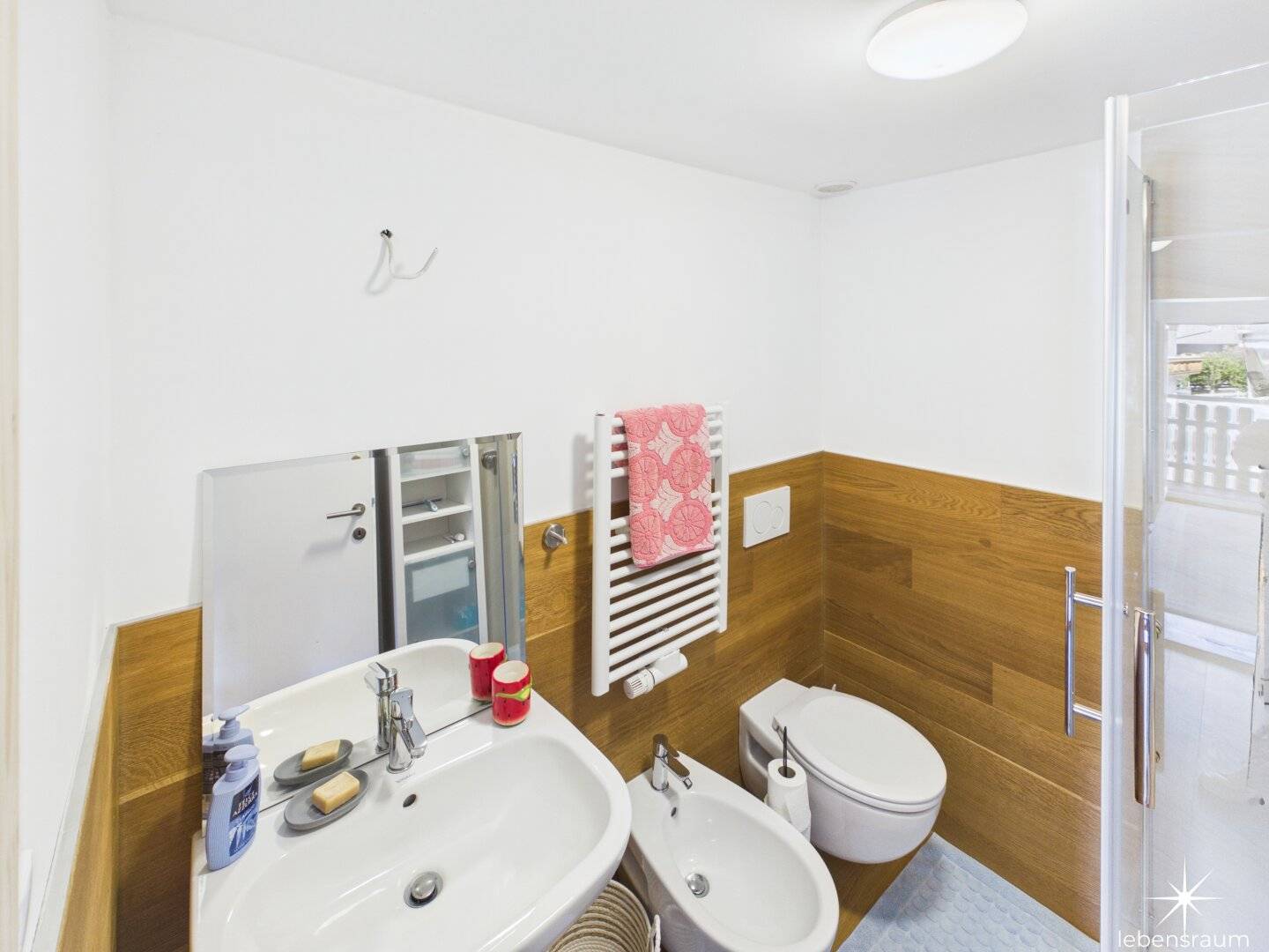 Design Your Living Space: High-yield Multi-family House in the Idyllic Mölltal. Turnkey &amp; Modernized