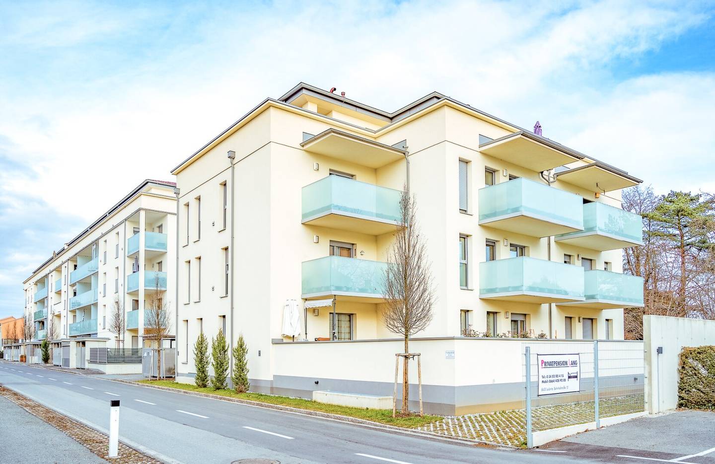 47m2 | Central | Underground Garage | Small but Fine | Balcony
